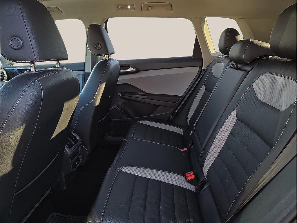 Used 2022 Volkswagen Taos For Sale in Farmington, AR