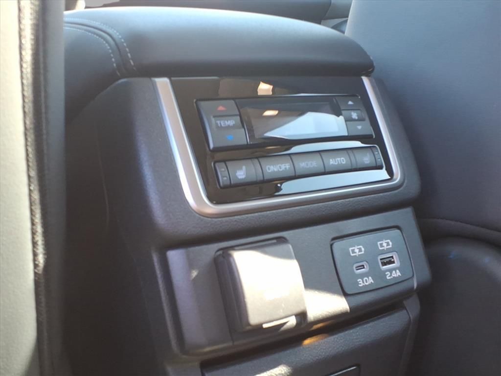 new 2025 Subaru Ascent car, priced at $48,103