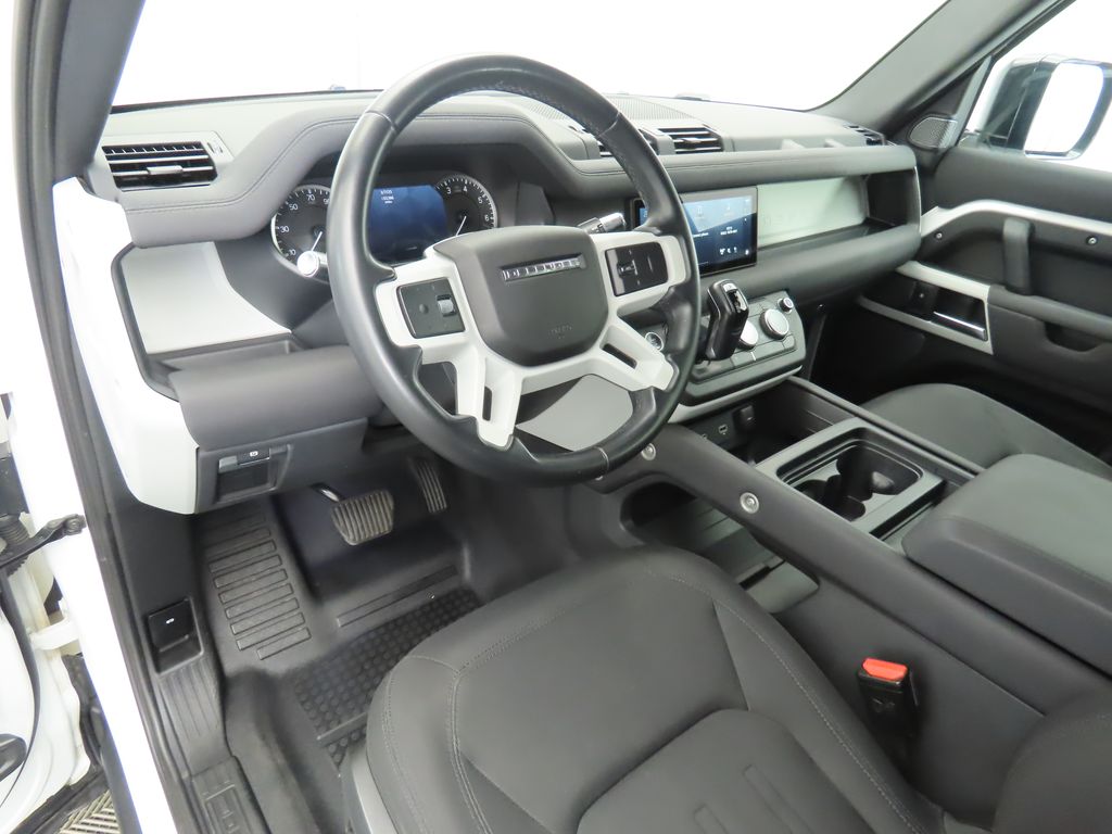Thumbnail: 2022 Land Rover Defender - 9