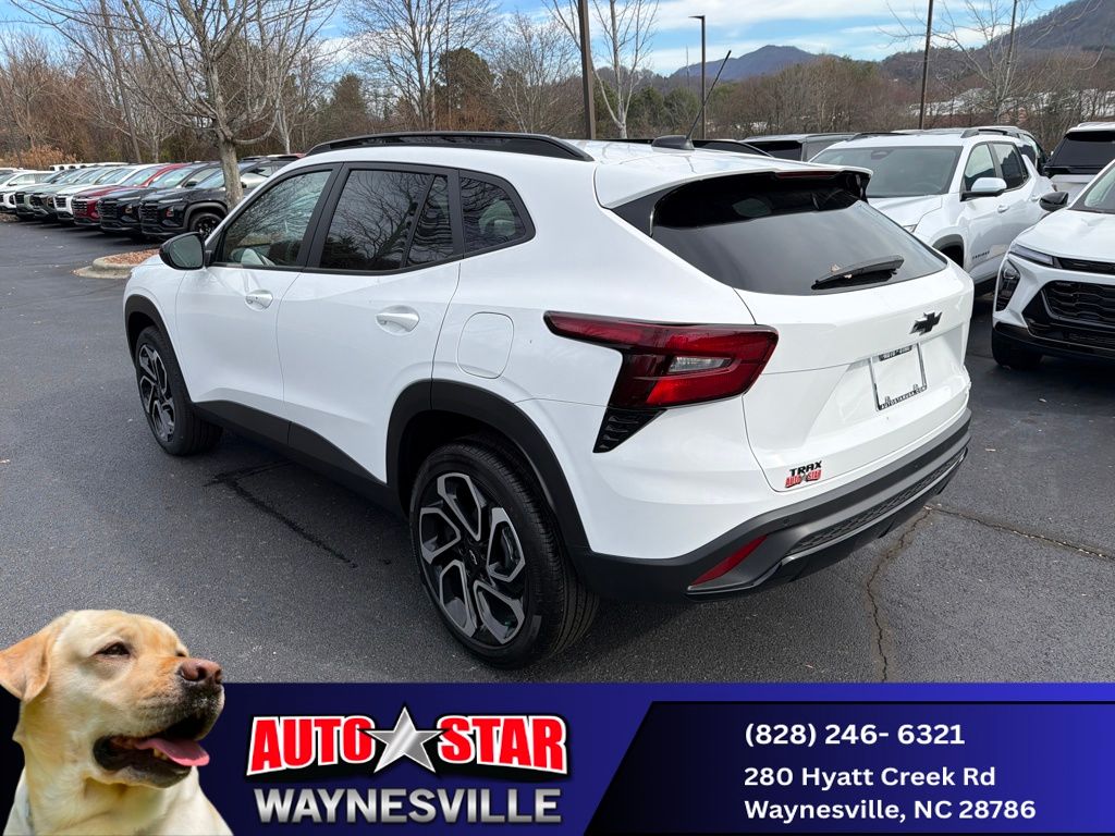 new 2025 Chevrolet Trax car, priced at $26,290