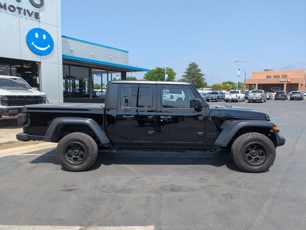 2020 Jeep Gladiator Sport 2