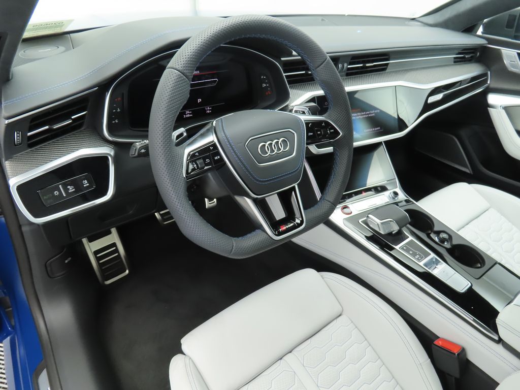 Thumbnail: 2025 Audi RS 7 - 9