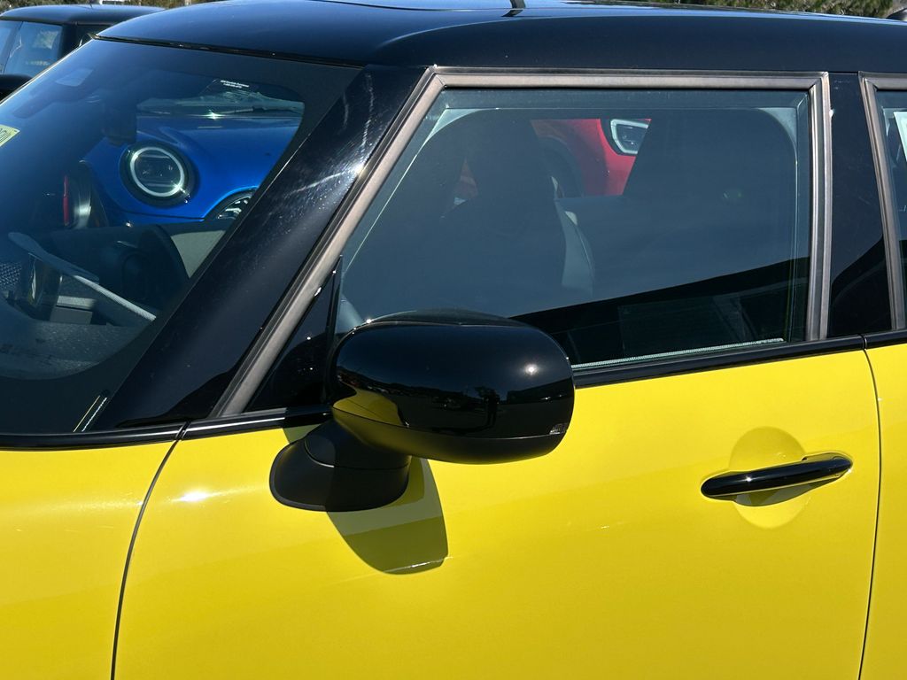 Thumbnail: 2025 MINI Cooper - 10