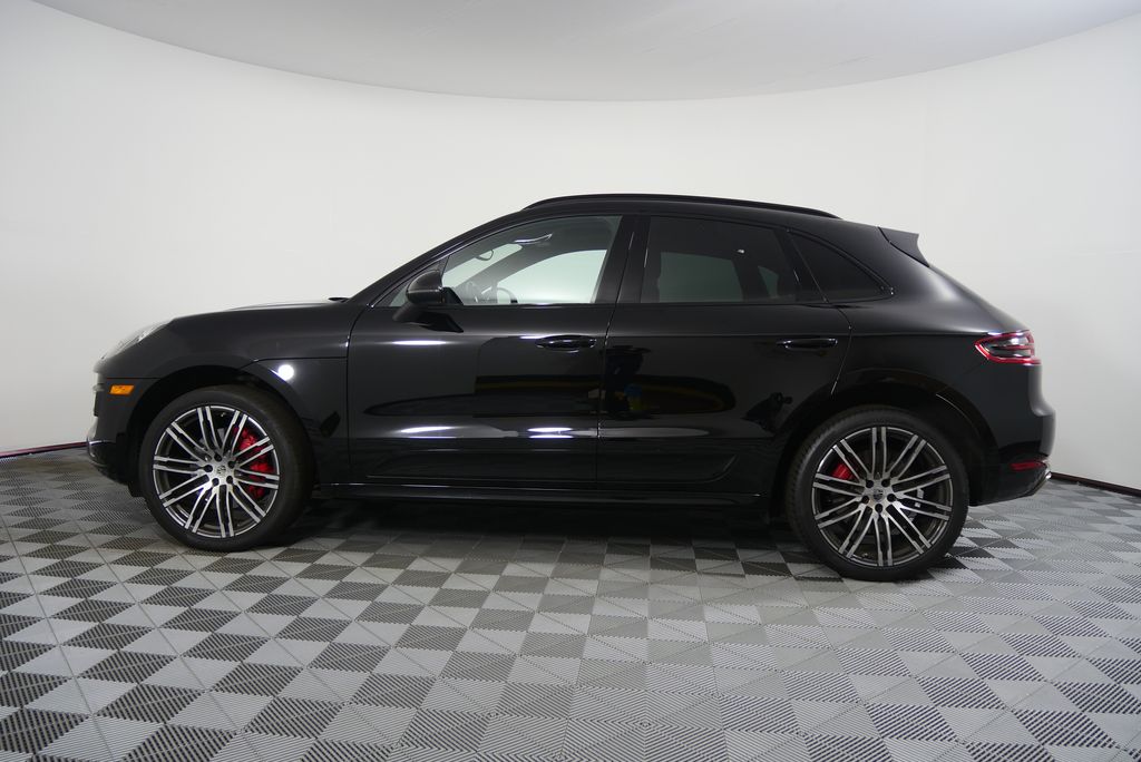 2018 Porsche Macan Turbo 6