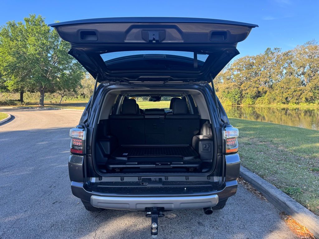 2023 Toyota 4Runner TRD Off Road 11