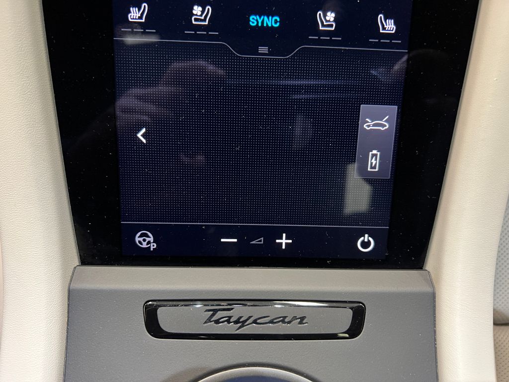 Thumbnail: 2024 Porsche Taycan - 26