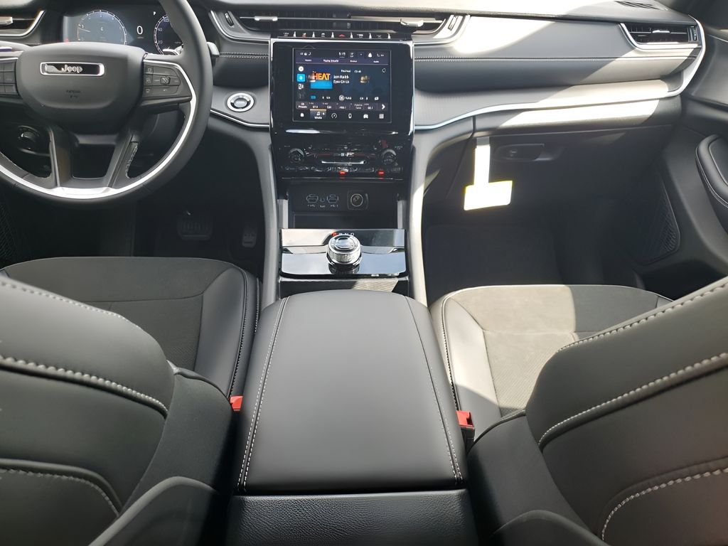 New Car 2025 Jeep Grand Cherokee  For Sale Under $60,000 In Austin, Texas