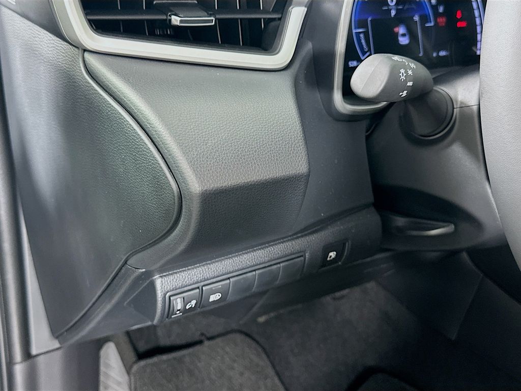 Thumbnail: 2025 Toyota Corolla - 10