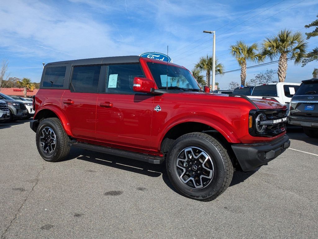 2024 Ford Bronco Outer Banks