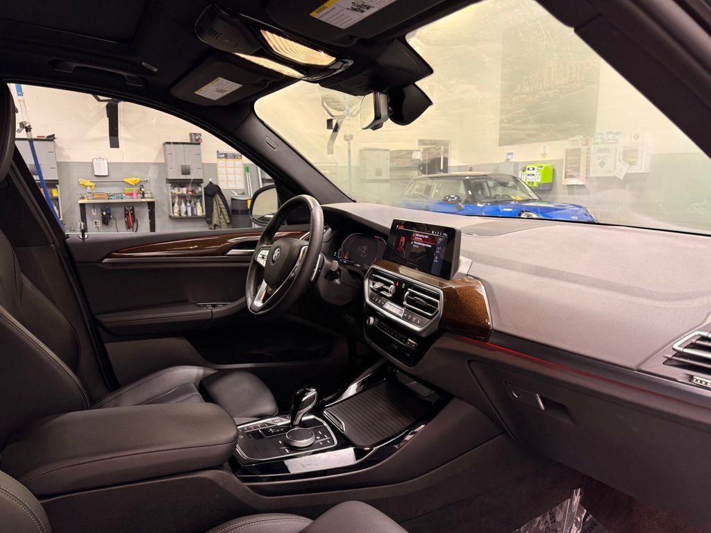 Thumbnail: 2023 BMW X3 - 29