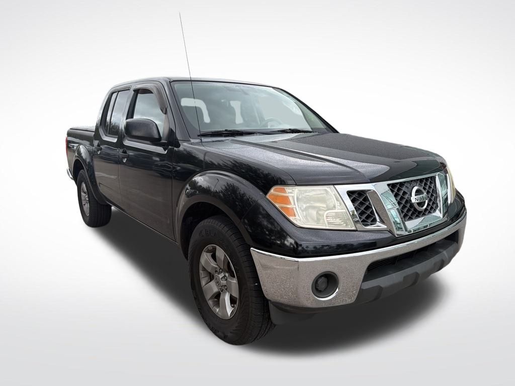2010 Nissan Frontier SE's photo