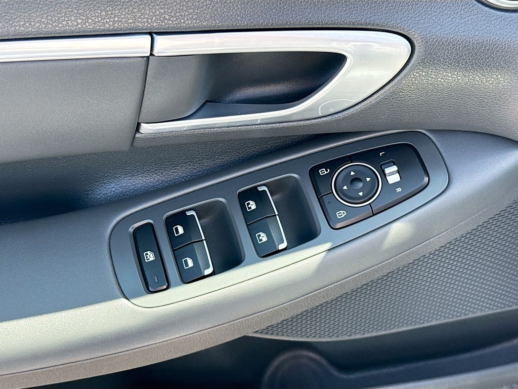 2021 Hyundai Sonata SEL Plus 17