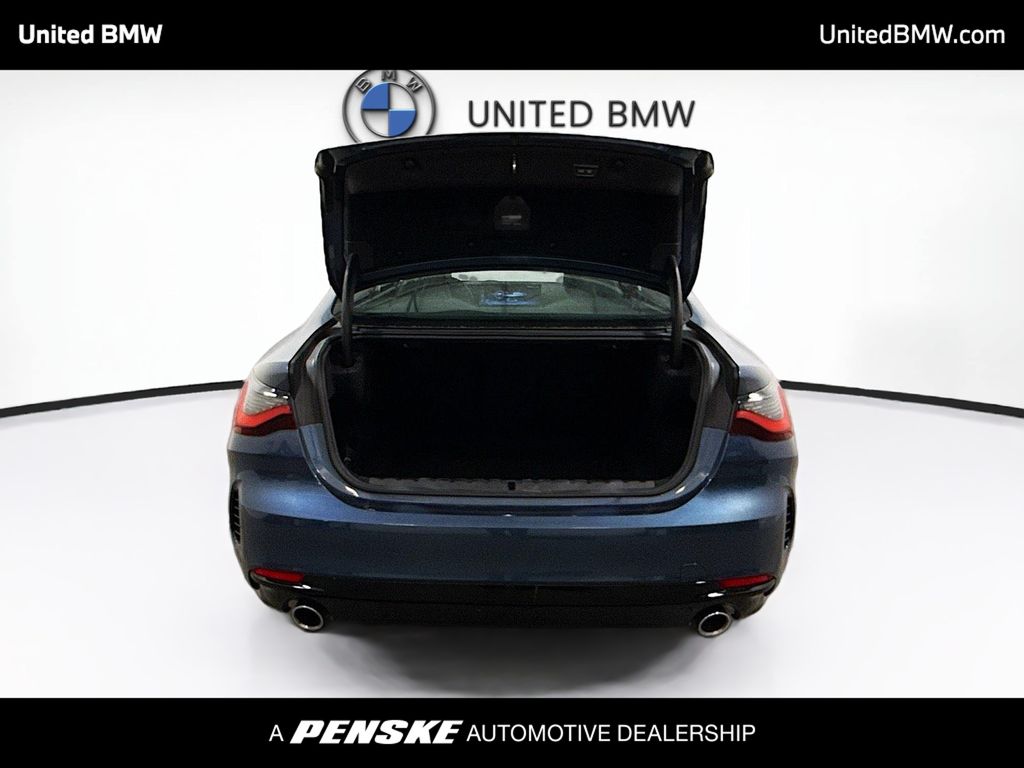 Thumbnail: 2025 BMW 4 Series - 14