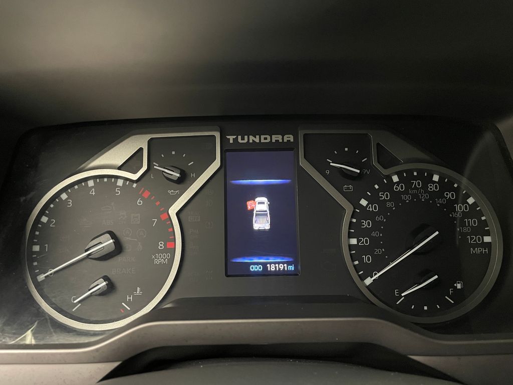 2023 Toyota Tundra Limited 25