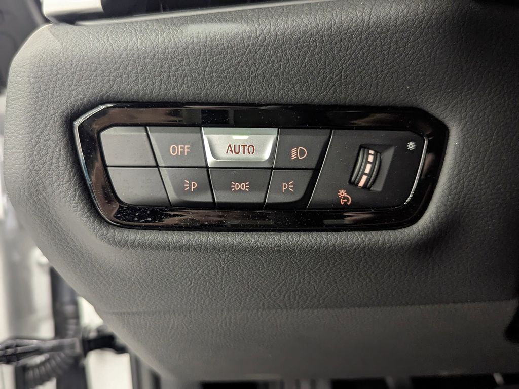 2026 Toyota Supra Premium - Photo 12