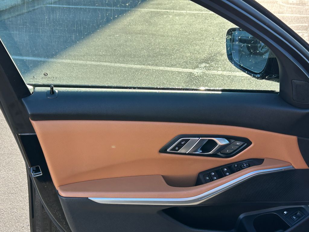 Thumbnail: 2023 BMW 3 Series - 11