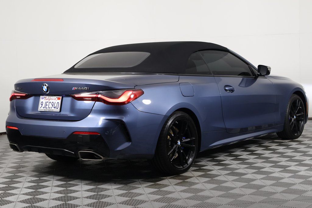 Thumbnail: 2024 BMW 4 Series - 4