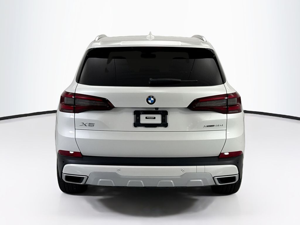Thumbnail: 2021 BMW X5 - 6
