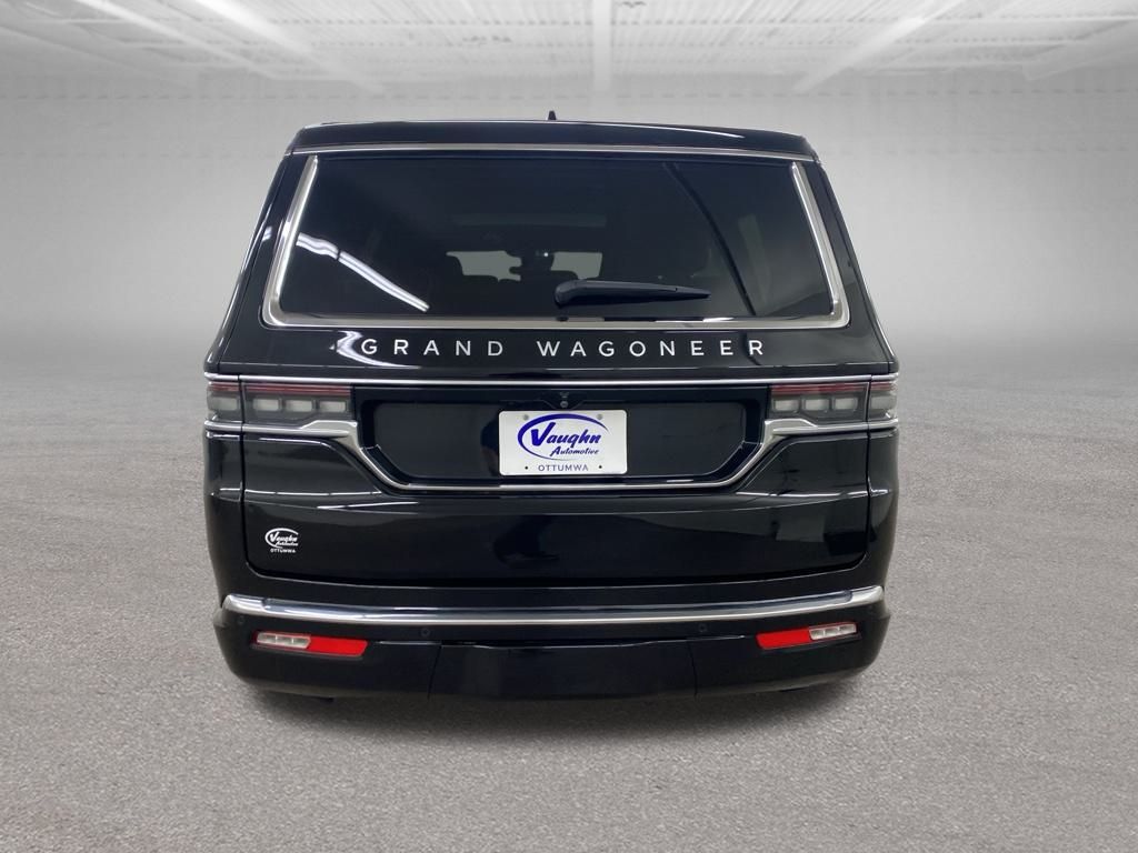 2024 Jeep Grand Wagoneer photo