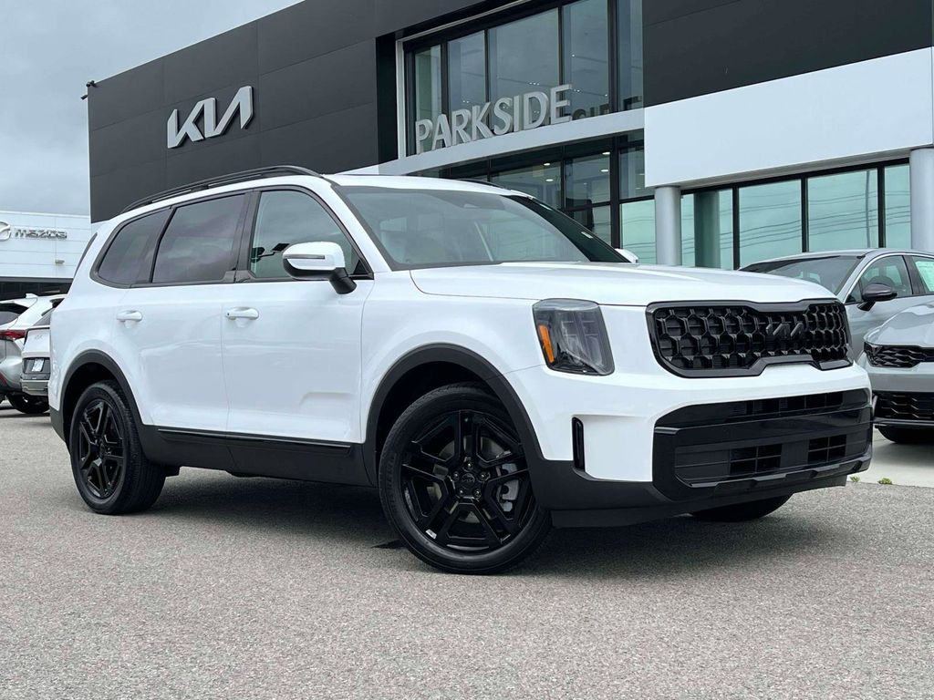 White Pearl 2025 Kia Telluride EX X-Line AWD SUV / Crossover All-Wheel Drive 8-Speed Automatic