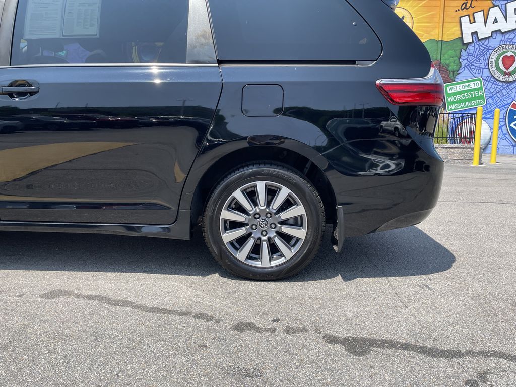 Used 2020 Toyota Sienna Van