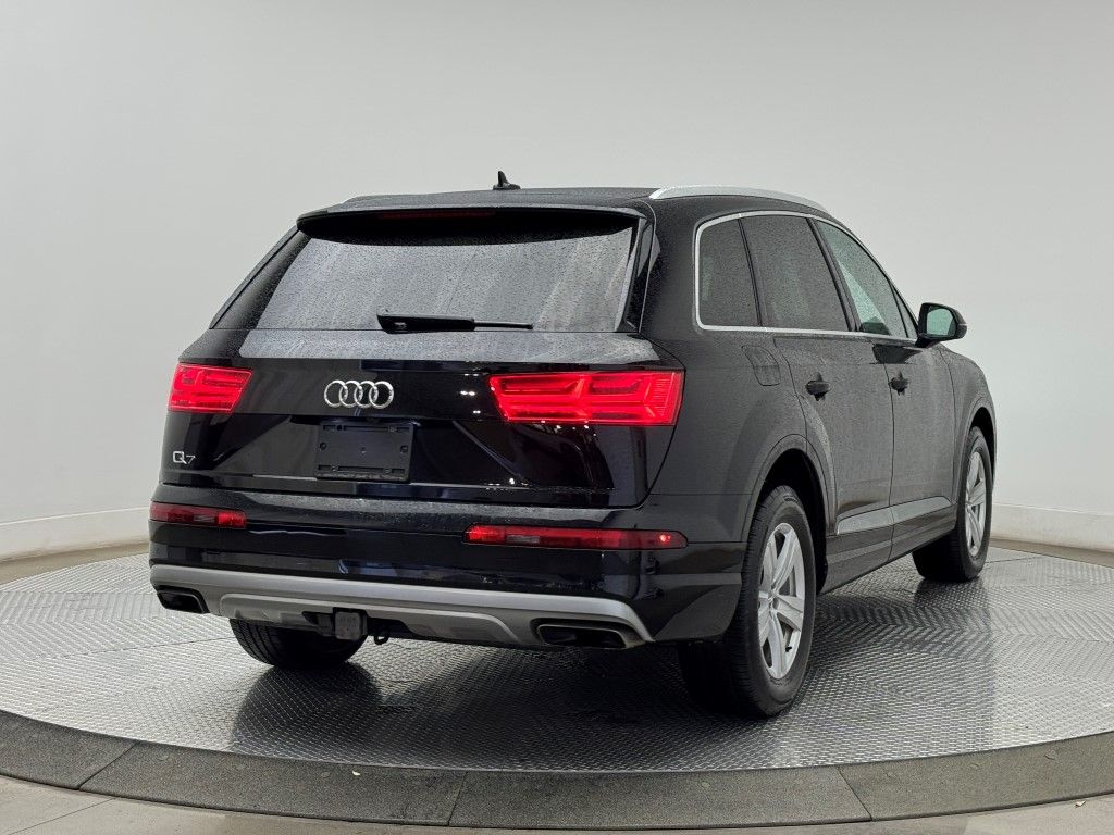 2019 Audi Q7 Premium Plus 8