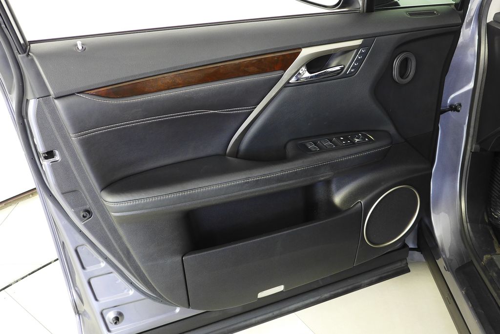 Thumbnail: 2017 Lexus RX - 11