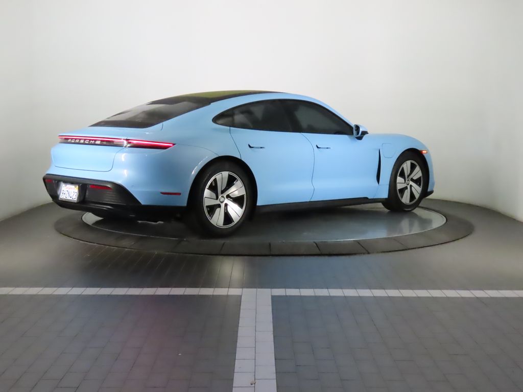 Thumbnail: 2023 Porsche Taycan - 7