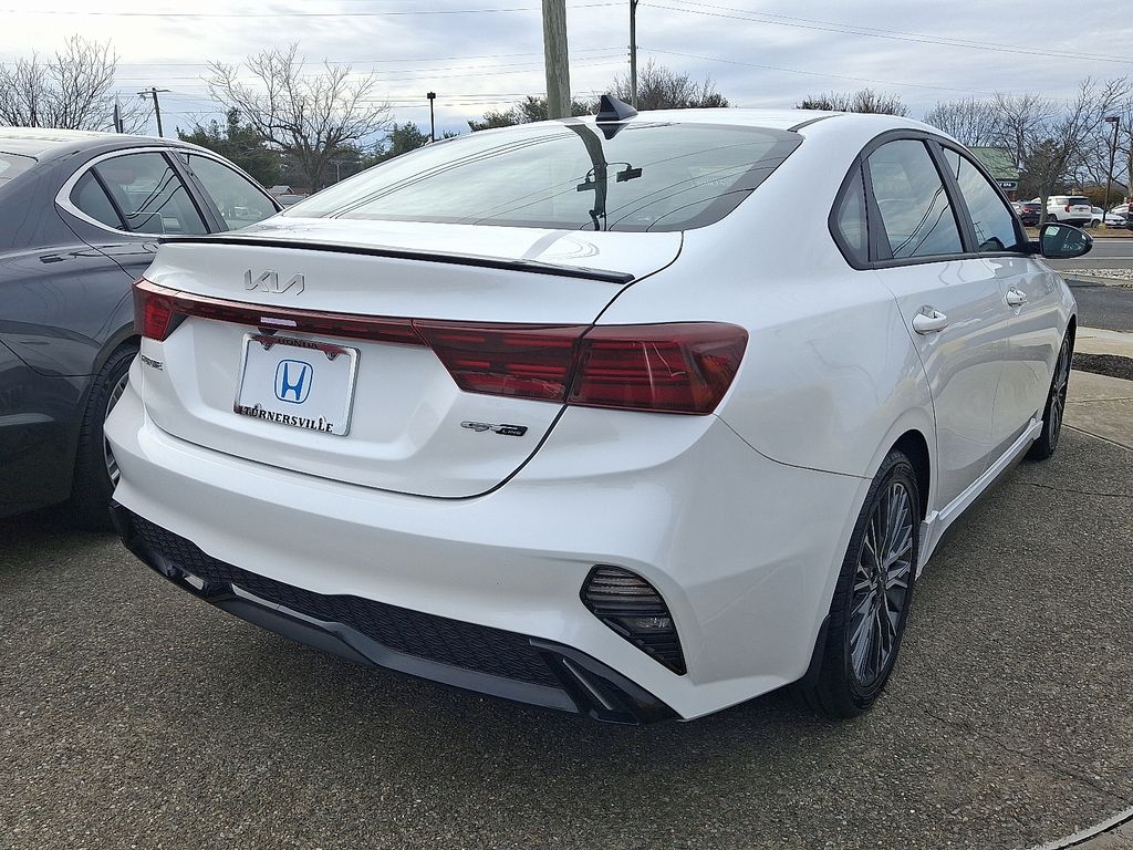 Thumbnail: 2023 Kia Forte - 6