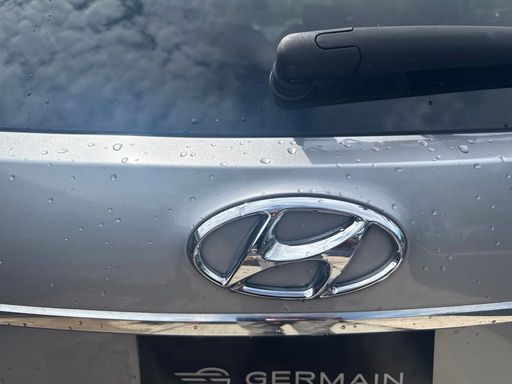 Used 2015 Gray Hyundai Limited image 9