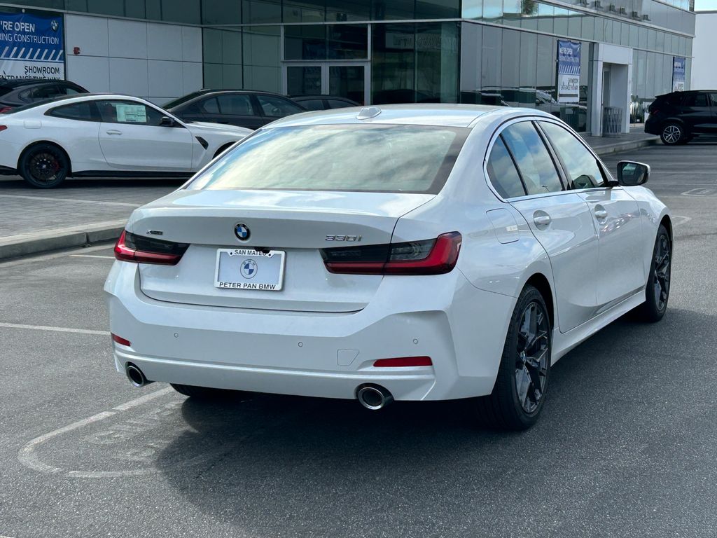 Thumbnail: 2025 BMW 3 Series - 5