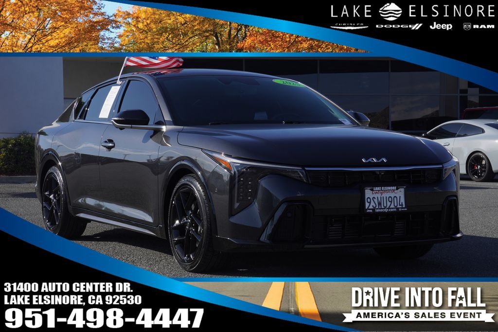 Interstellar Gray 2025 Kia K4 Sedan Front-Wheel Drive 8-Speed Automatic