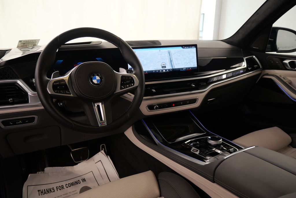 2024 BMW X7 M60i 22