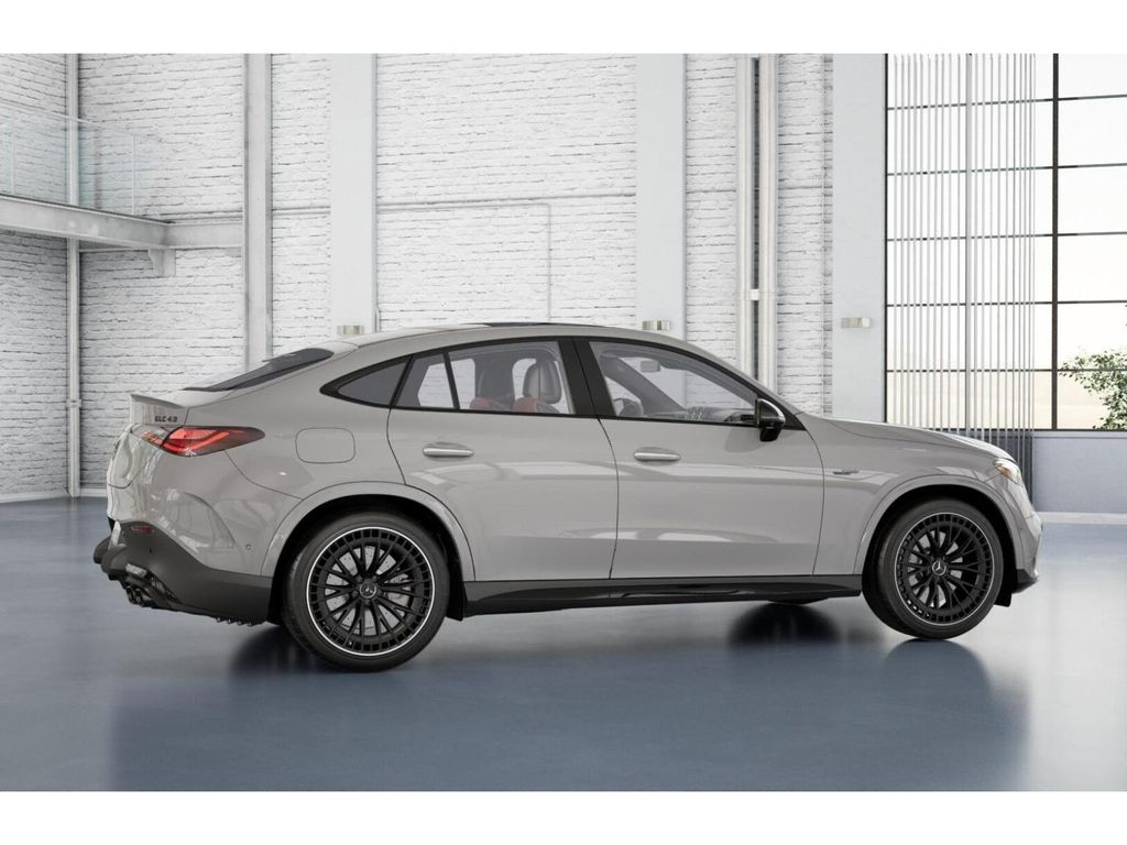 Thumbnail: 2026 Mercedes-Benz GLC - 18