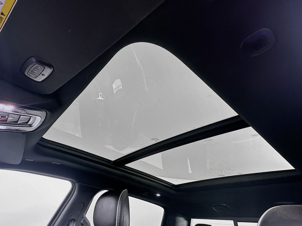 Used 2023 White Ram Limited image 21