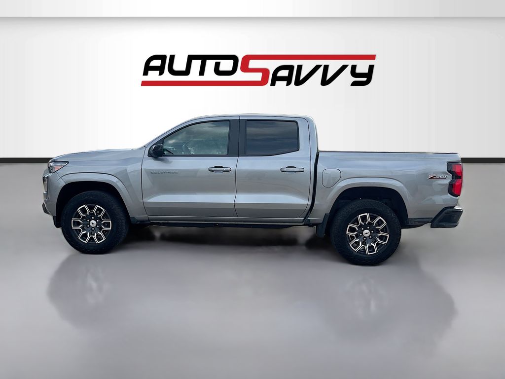 Used 2024 Gray Chevrolet Z71 image 4
