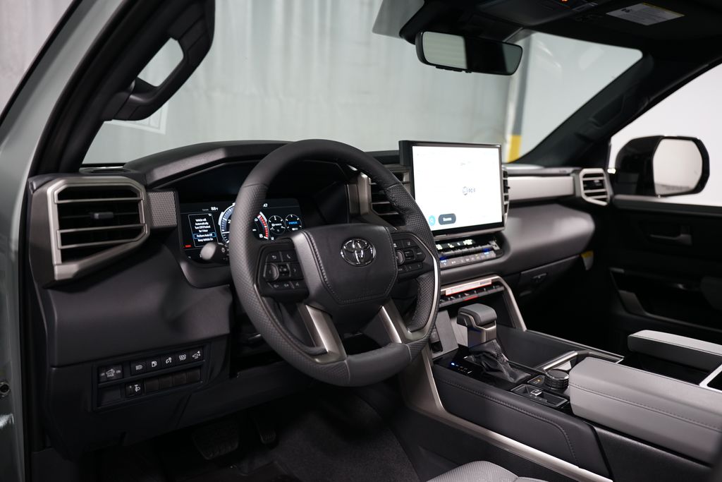 2025 Toyota Tundra Limited 12