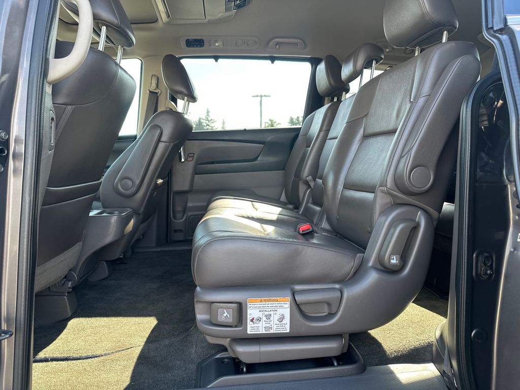 2017 Honda Odyssey Touring 9