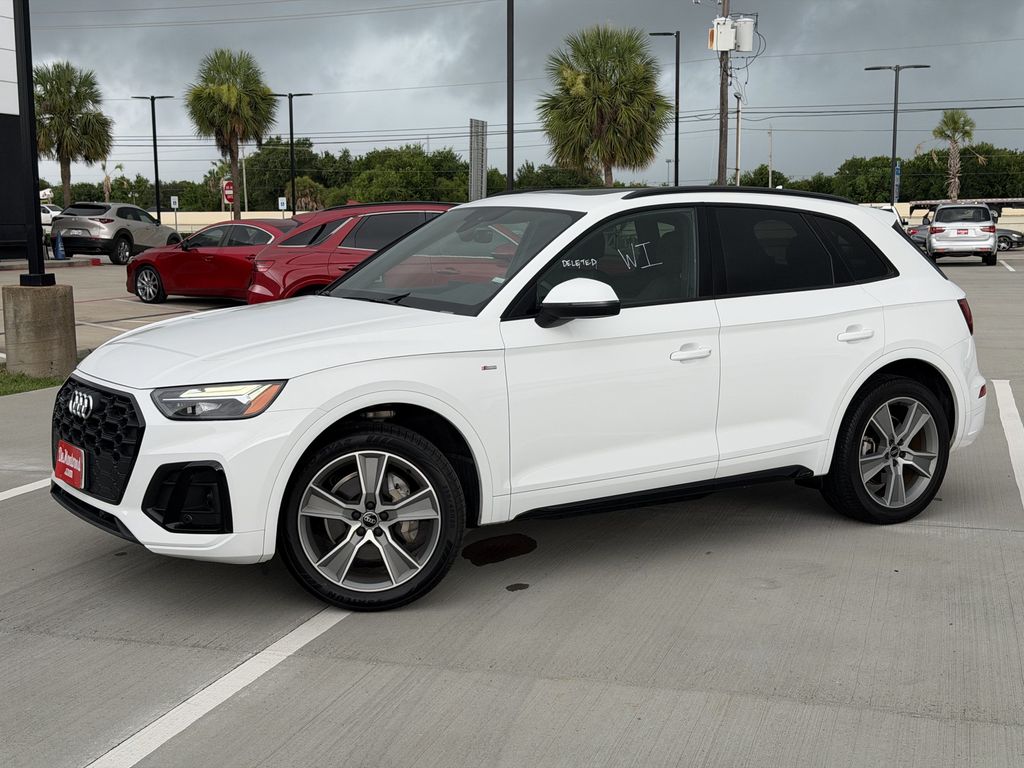 White 2025 Audi Q5 SUV / Crossover All-Wheel Drive 7-Speed Automatic