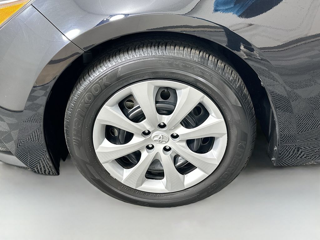 Thumbnail: 2024 Toyota Corolla - 30