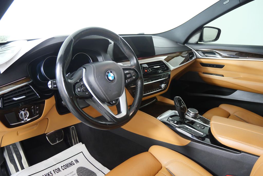 Thumbnail: 2018 BMW 6 Series - 13