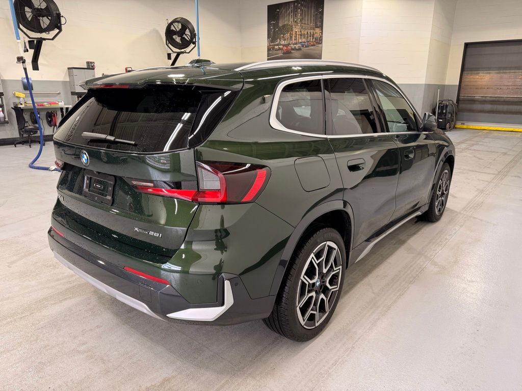 Thumbnail: 2025 BMW X1 - 6