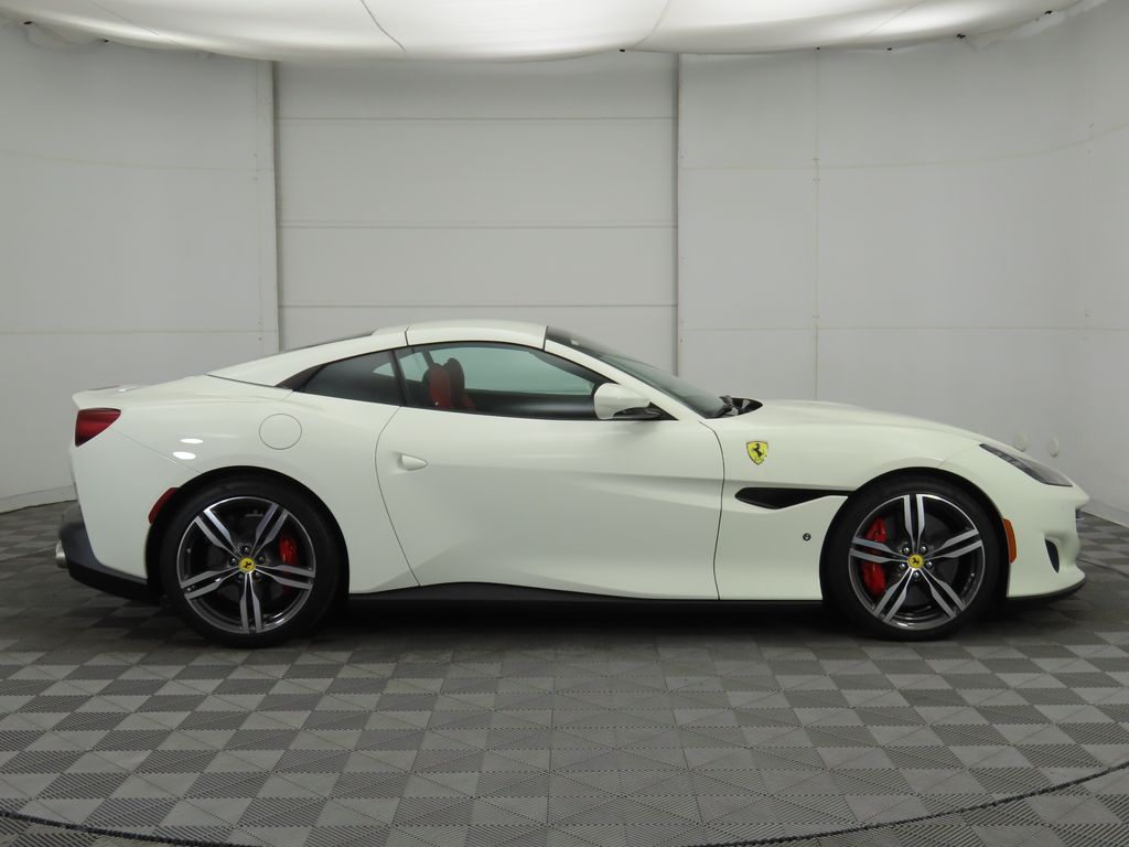 Thumbnail: 2019 Ferrari Portofino - 12