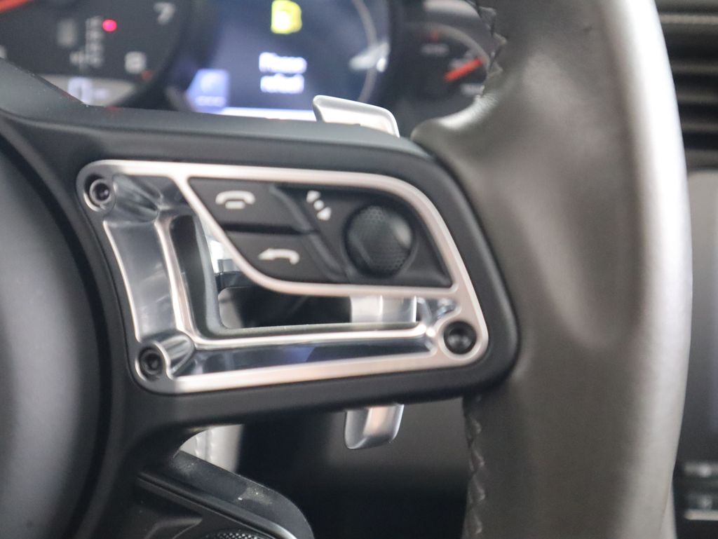 Thumbnail: 2017 Porsche 911 - 20