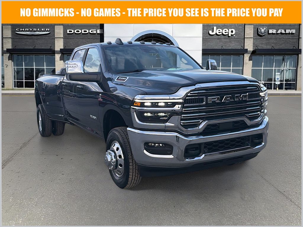 2026 RAM 3500 Laramie Crew Cab LB DRW 4WD