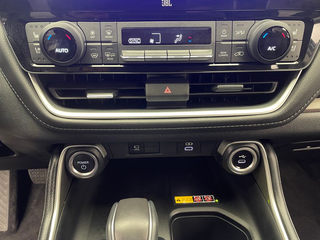 2024 Toyota Grand Highlander Limited 27