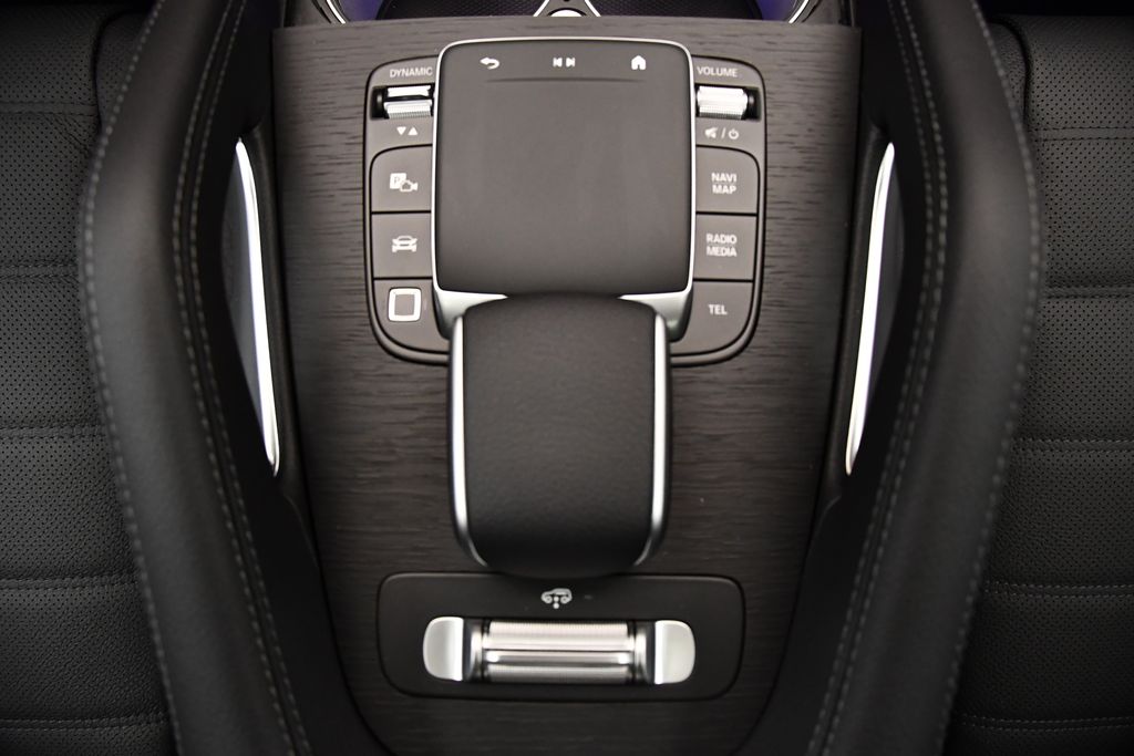 Thumbnail: 2025 Mercedes-Benz GLE - 31