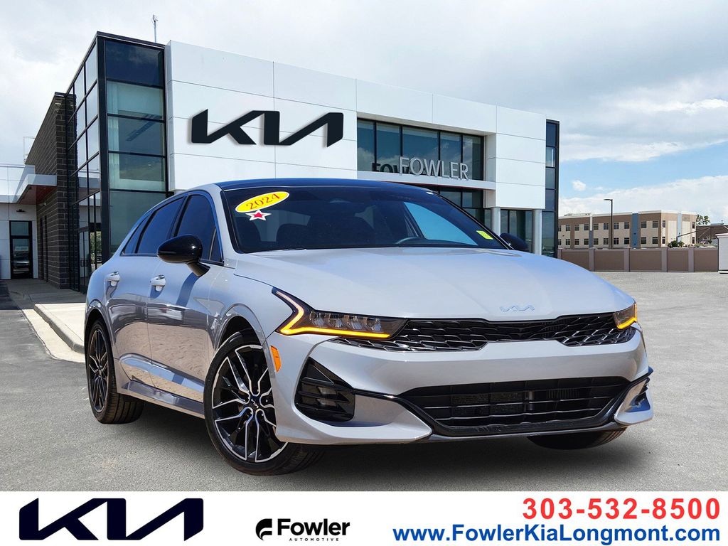 Wolf Gray 2024 Kia K5 GT FWD Sedan Front-Wheel Drive 8-Speed Dual Clutch