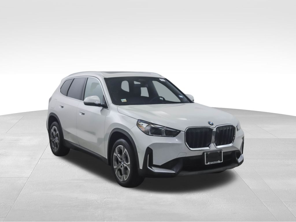 Thumbnail: 2023 BMW X1 - 7
