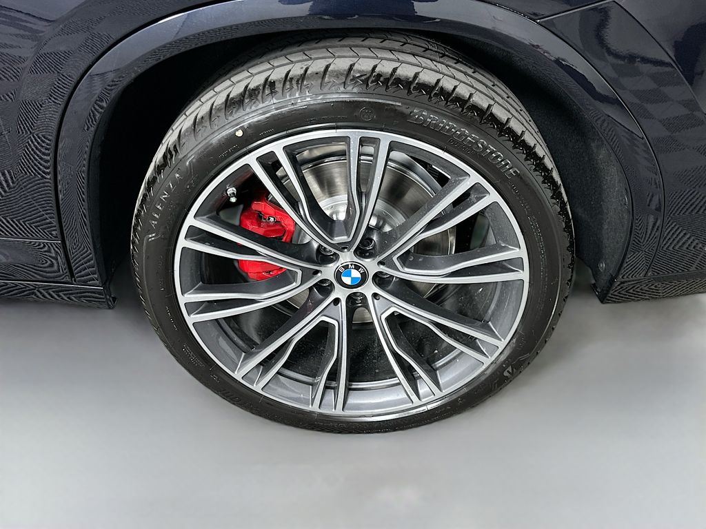 Thumbnail: 2025 BMW X4 - 23